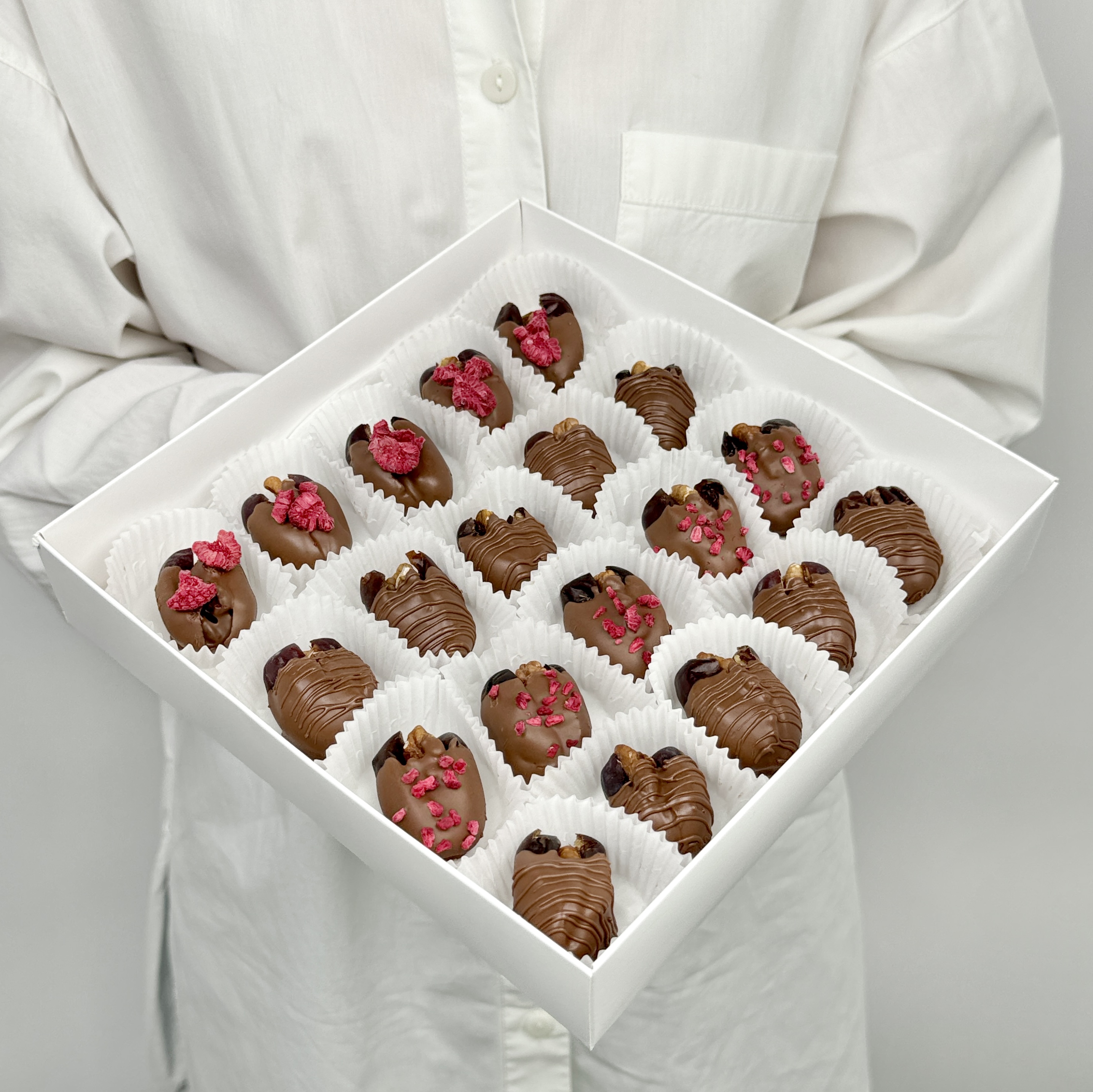 Букет Финики в шоколаде Большое удовольствие