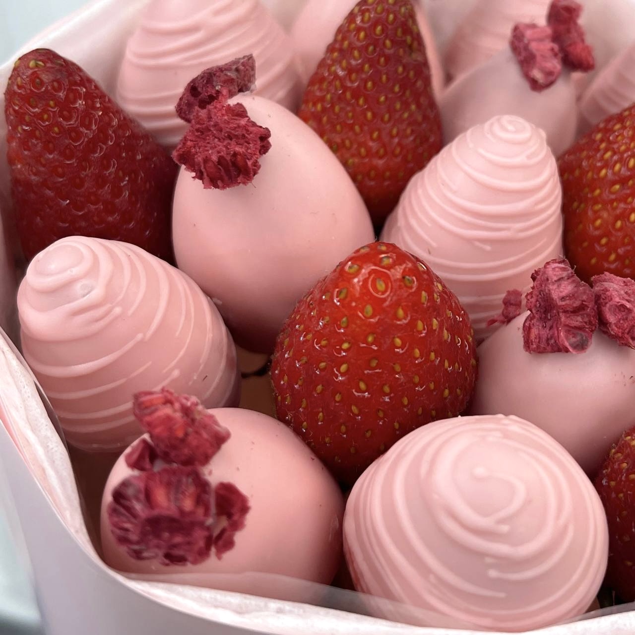 Букет Клубничный флирт