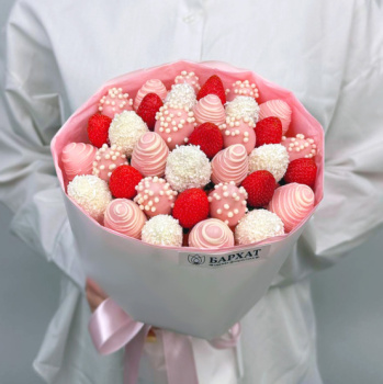 Букет Клубничные фантазии