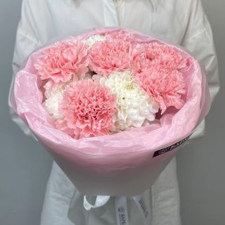 Розовый шелк